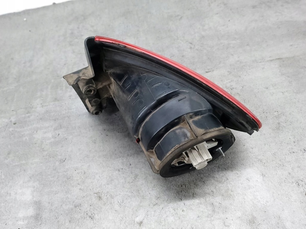 фото №7, Лампа задняя левая seat altea 5p0945095d 5p0945111b