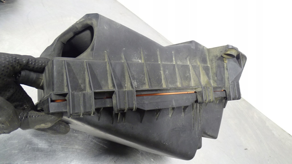 фото №7, Корпус фильтра воздуха audi a3 8l 1.9