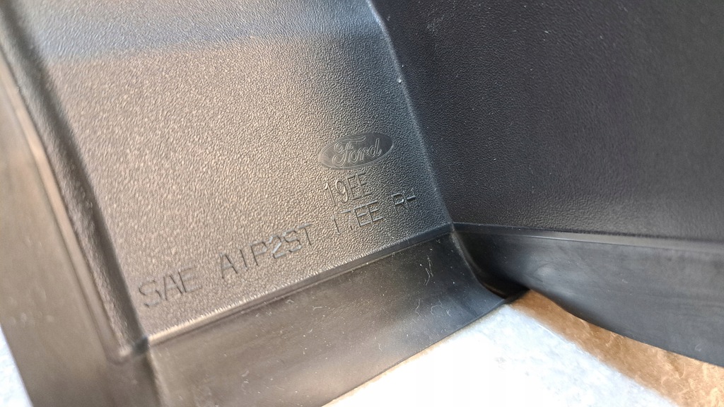 фото №14, Ford escape lift лампа задняя правая