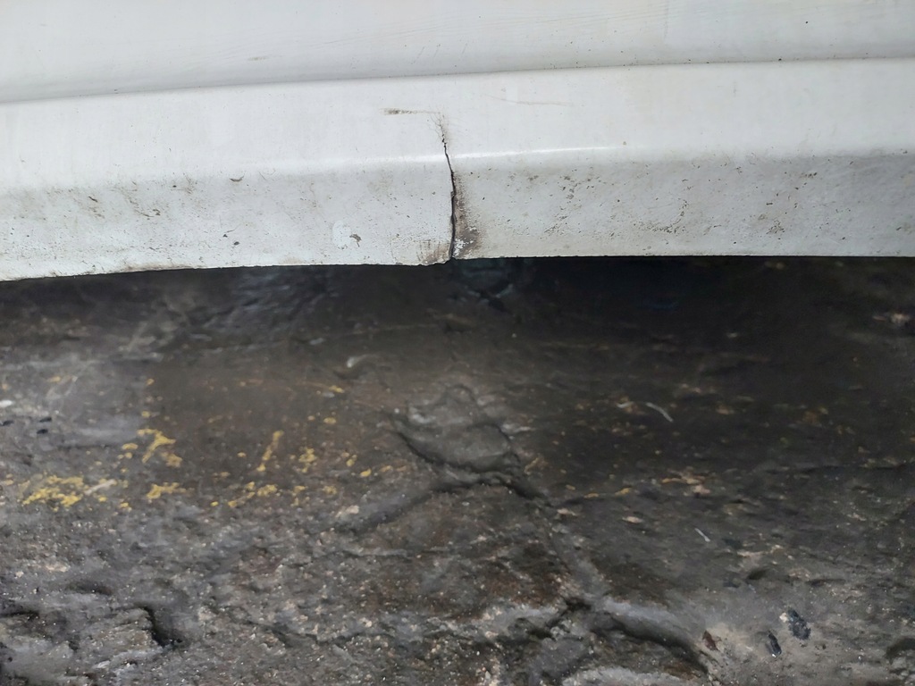 фото №9, Бампер задняя renault clio iii htb