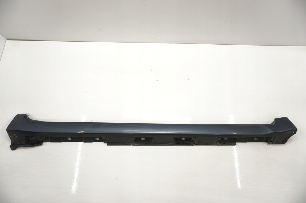 фото №1, Toyota avensis t27 молдинг порог правая 8u5