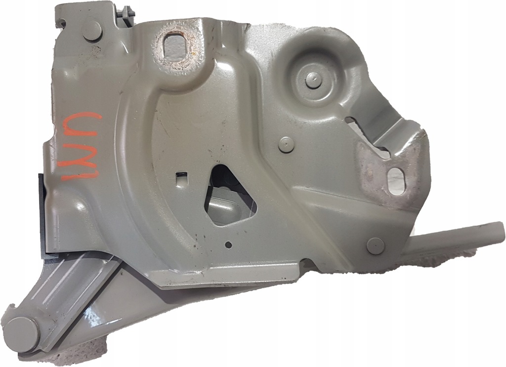 фото №1, Петля капот лівий porsche taycan 9j1