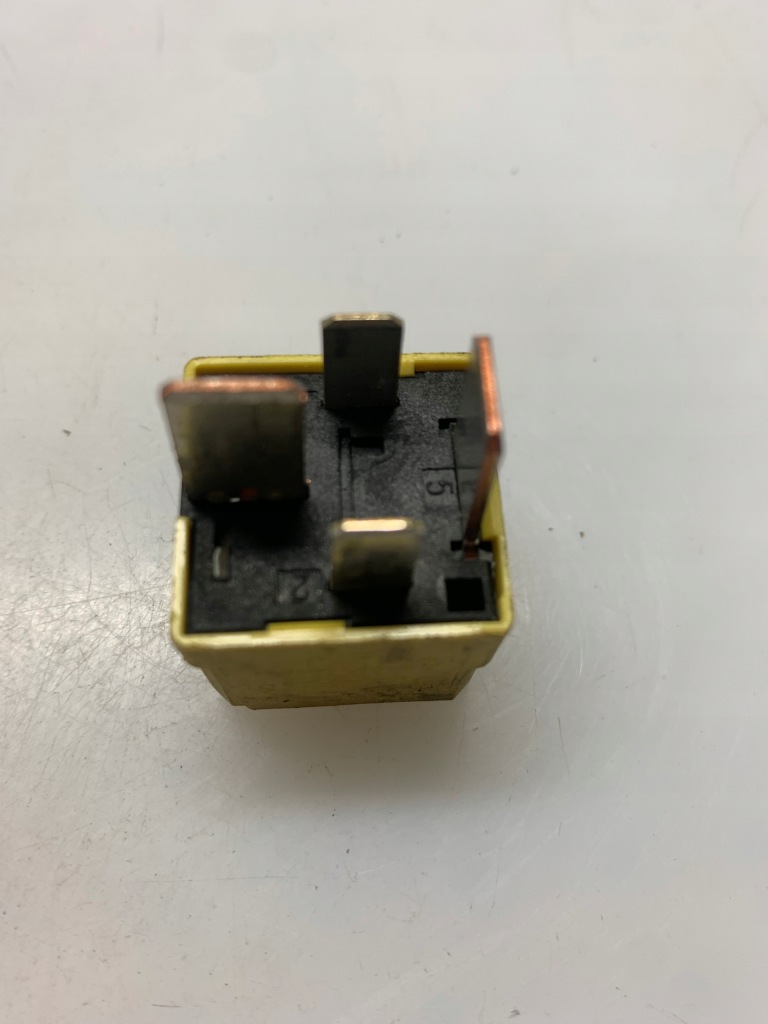 фото №1, Реле opel 90226846