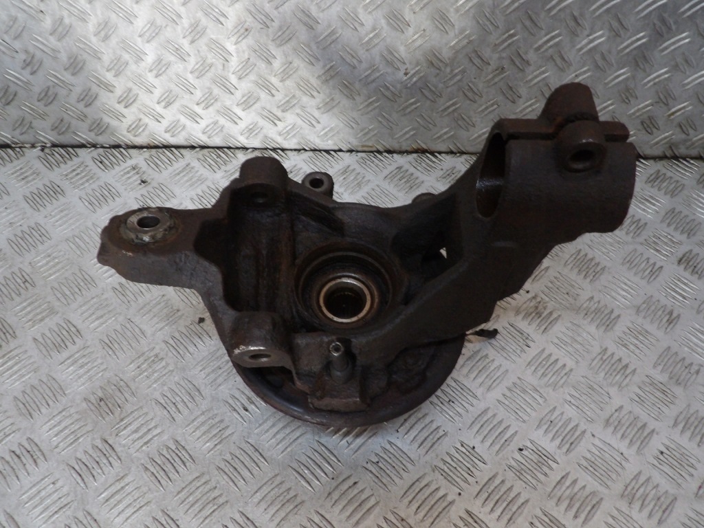 Land rover freelander 2 поворотний кулак ступиця ліва правий задній в Україні