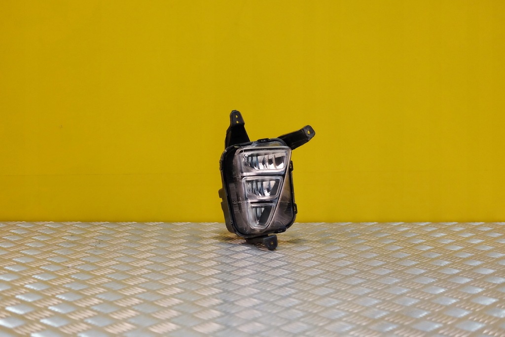 фото №1, Kia optima 2016- протитуманна фара лампа led drl права