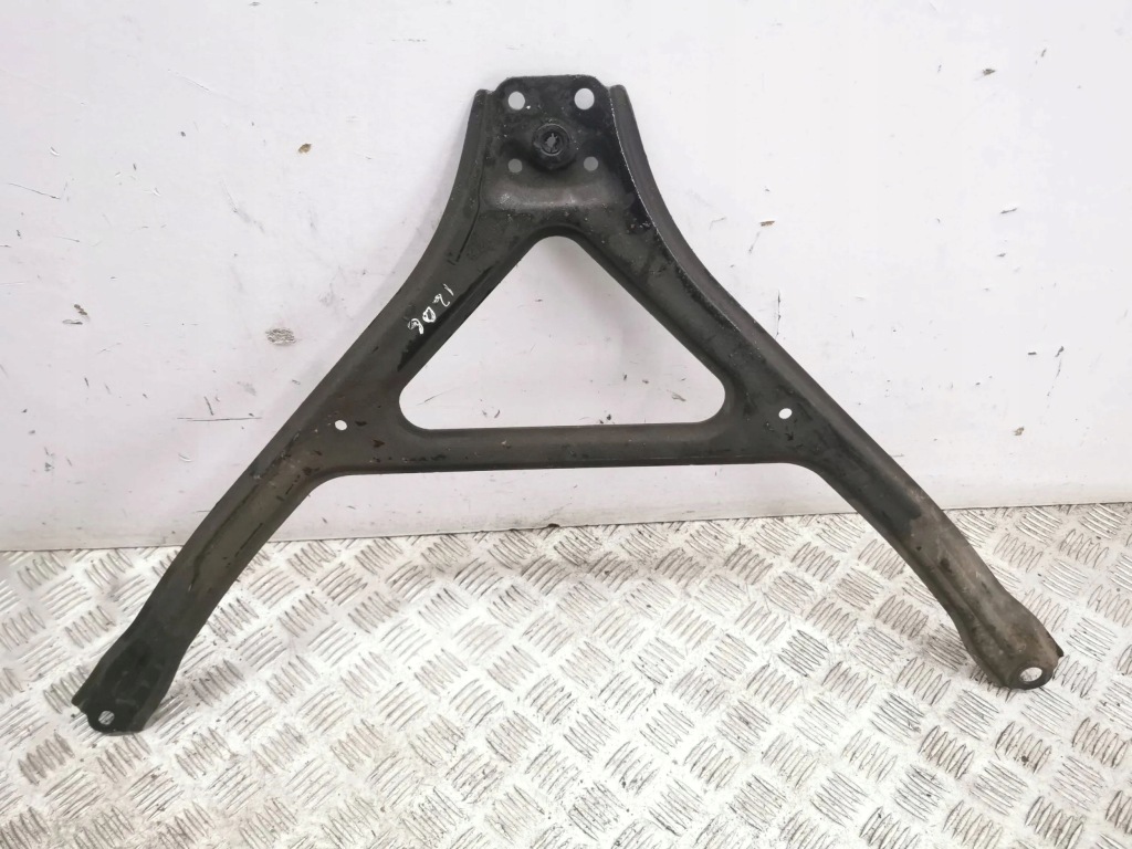 Lexus is 3 xe30 2015 накладка под двигатель Киев