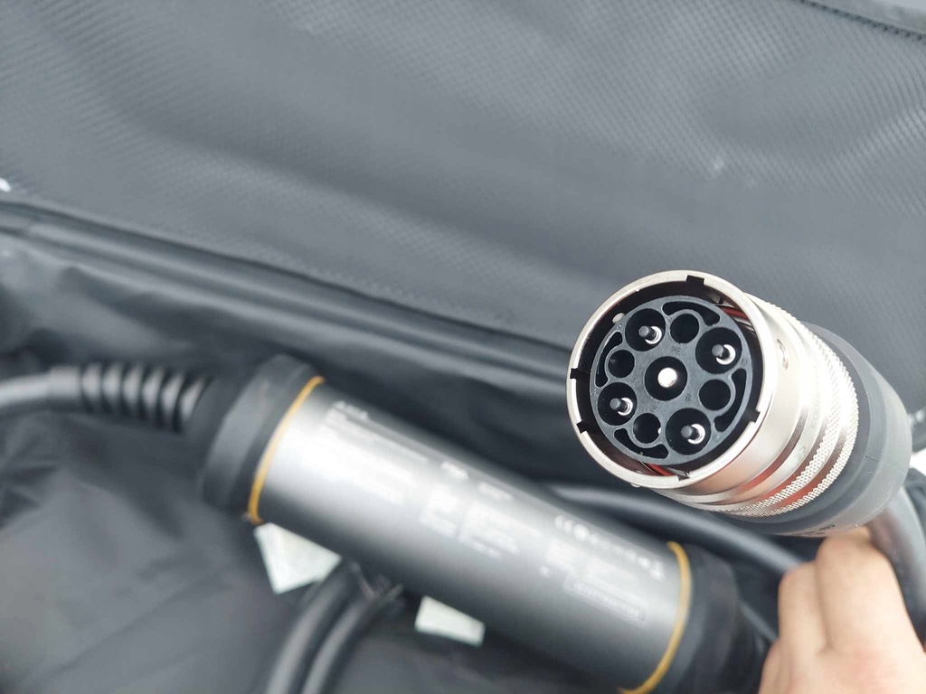 фото №9, Зарядное устройство универсальная charger peugeot opel nowa оригинальный номер