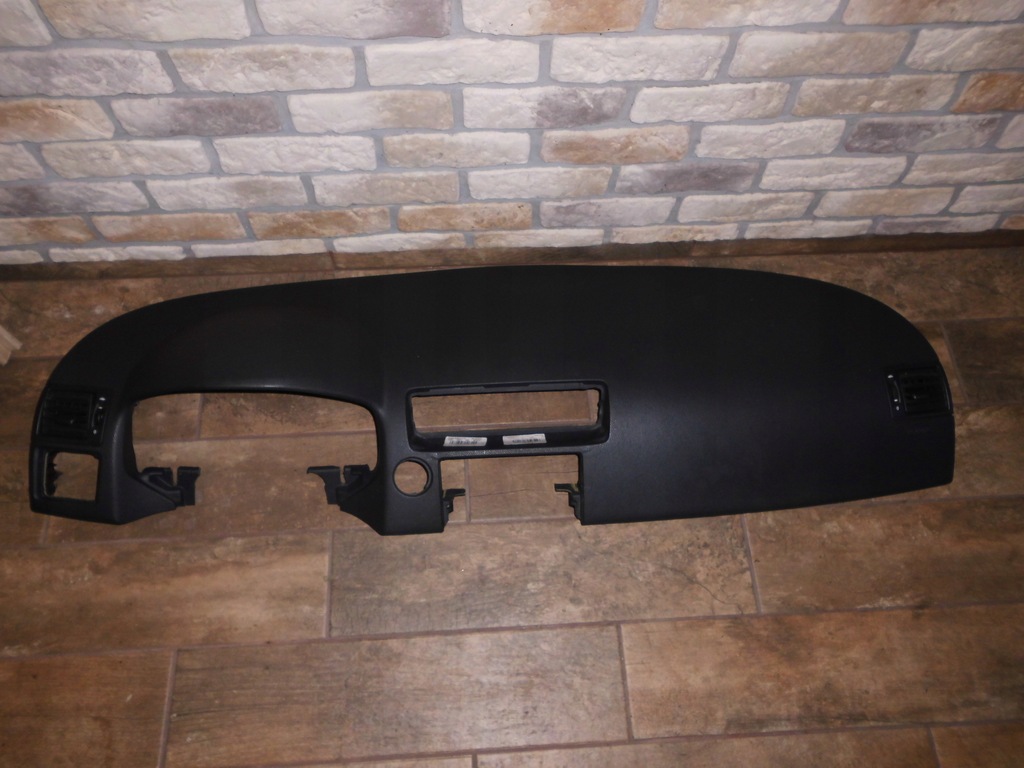 фото №1, Volvo v50 / c30 консоль