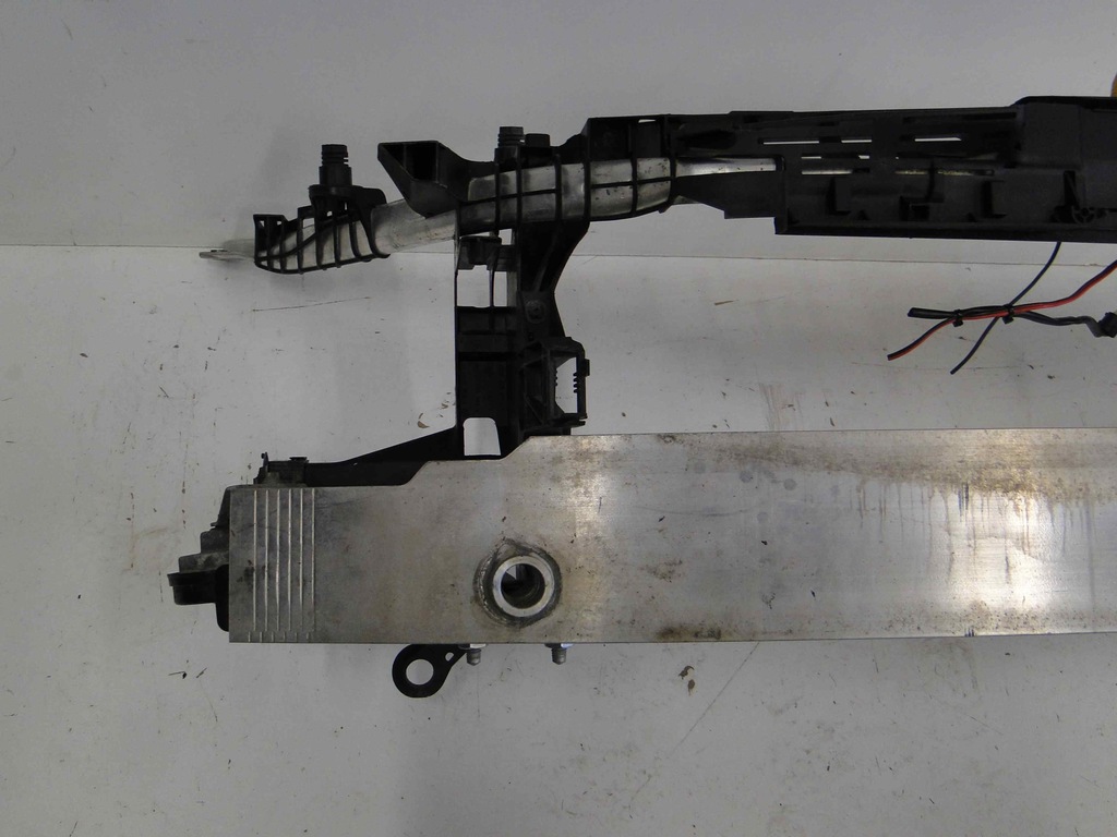 фото №7, Mercedes b klasa w246 246 pas передний усилитель