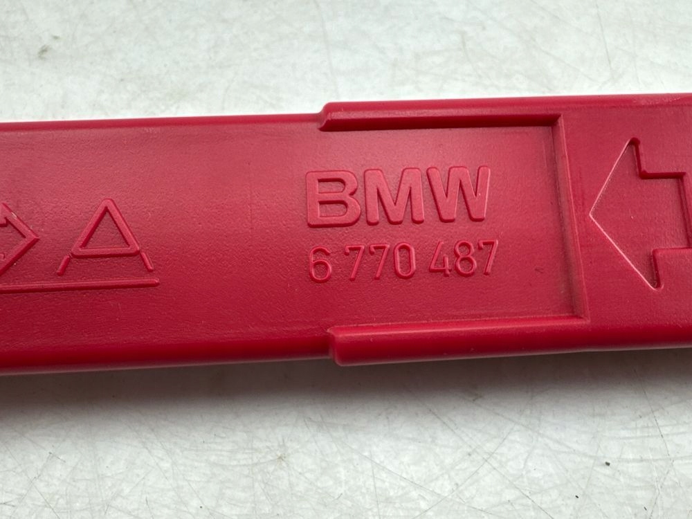 фото №8, Mini one - cooper f56 f55 2024 треугольник предупредительный