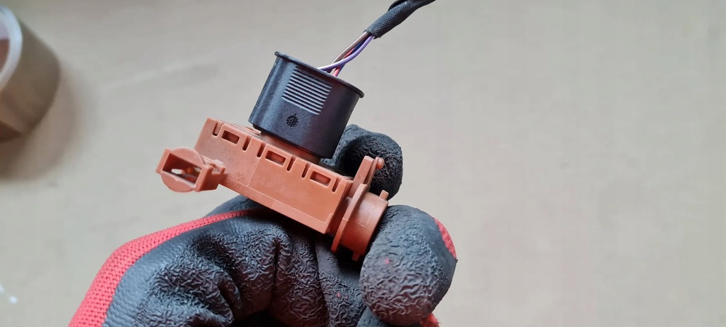 фото №8, Q3 83a датчик качества воздуха штекер 4h0907658a a4 b9 8w a5 q7