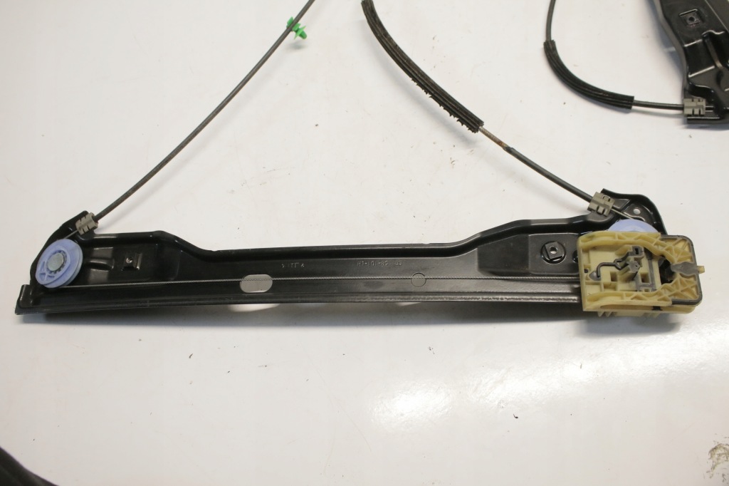 Механізм скло лівий opel adam Зі Шроту