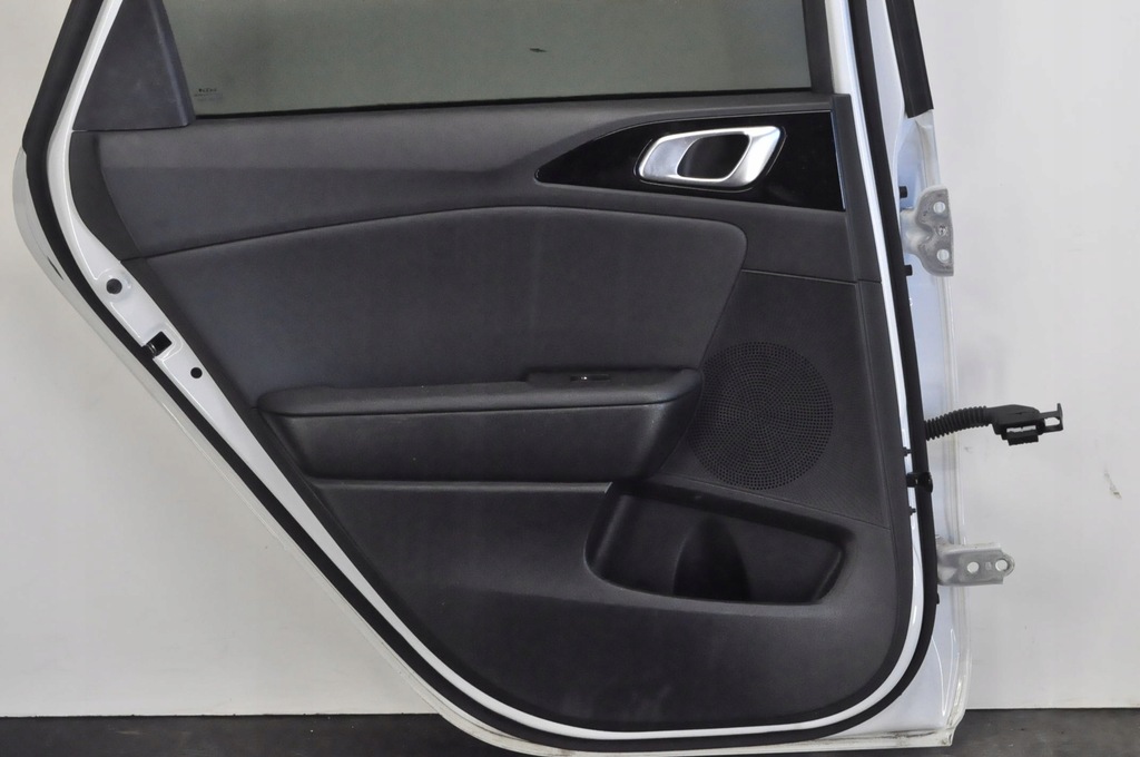 фото №10, Kia ceed iii двері лівий задня задні hw хетчбек 5 двері