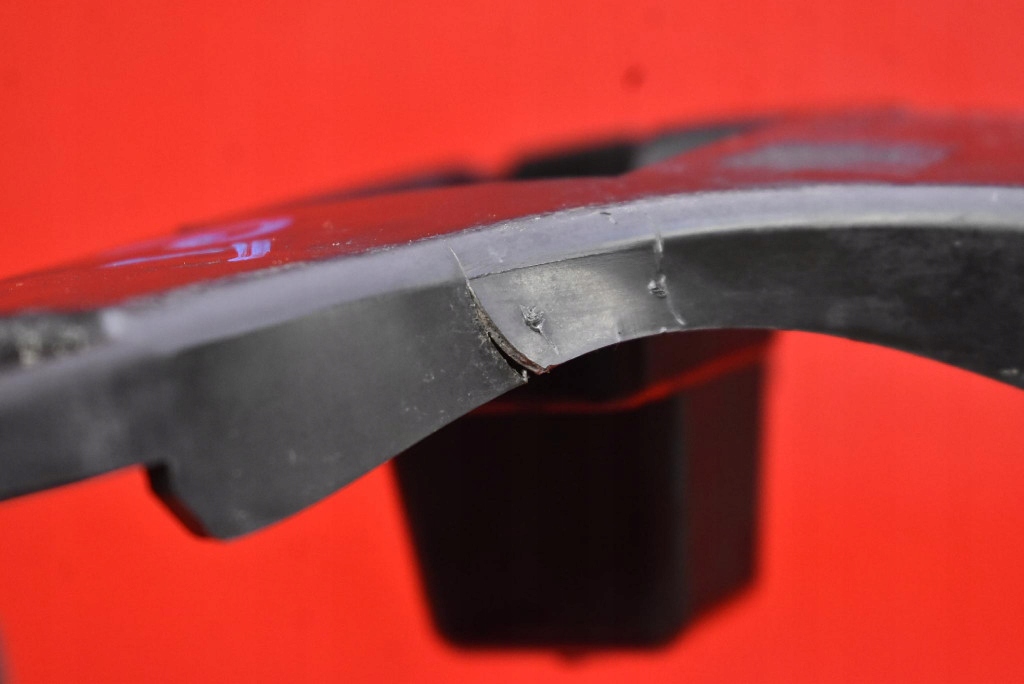 фото №9, Направляющая бампера правый задняя 31323764 volvo xc60 1 i lift 13-17