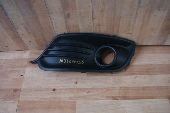 фото №1, Renault megane iii рамка противотуманной фары левая 263361032r