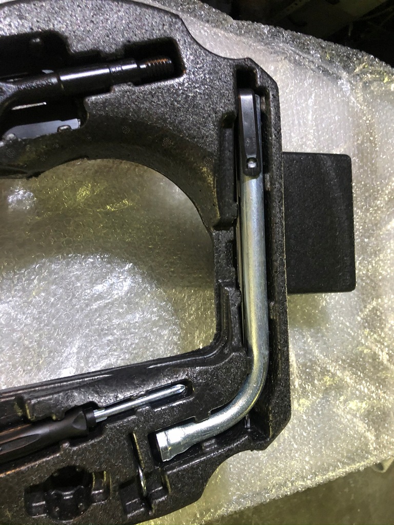 фото №4, Audi a6 a7 c7 4g lift набор ремонтный 4g0012109f