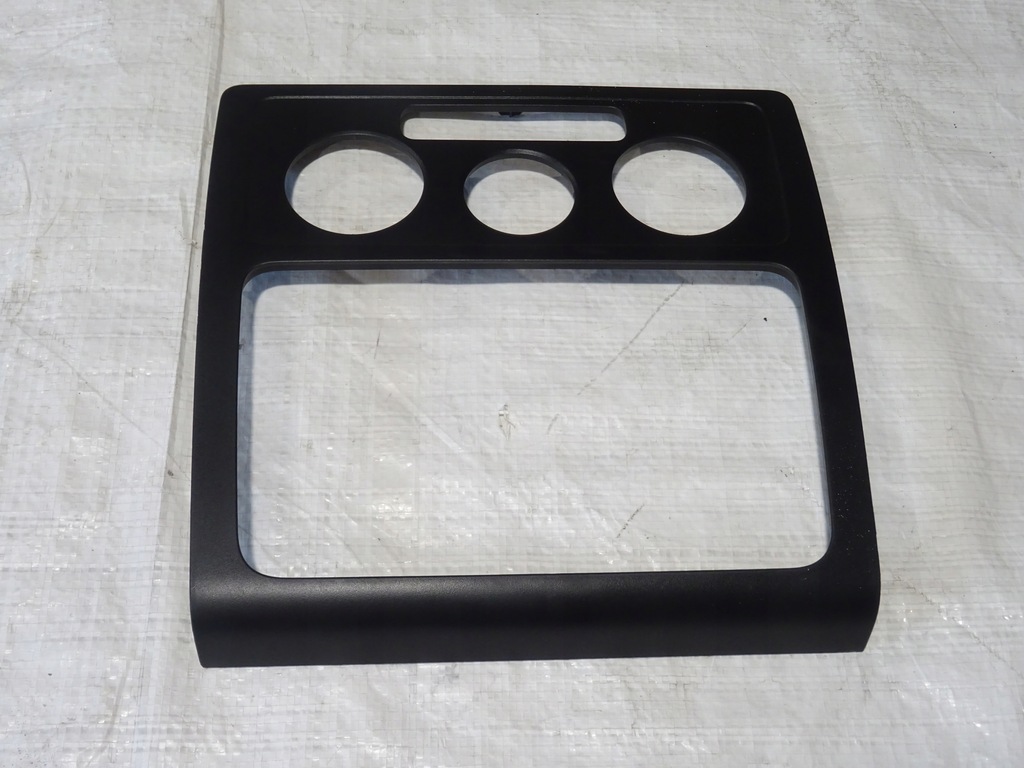 фото №1, Рамка dekor радио панель обдув vw caddy iii 3 2k0 03-10 2k0858061a