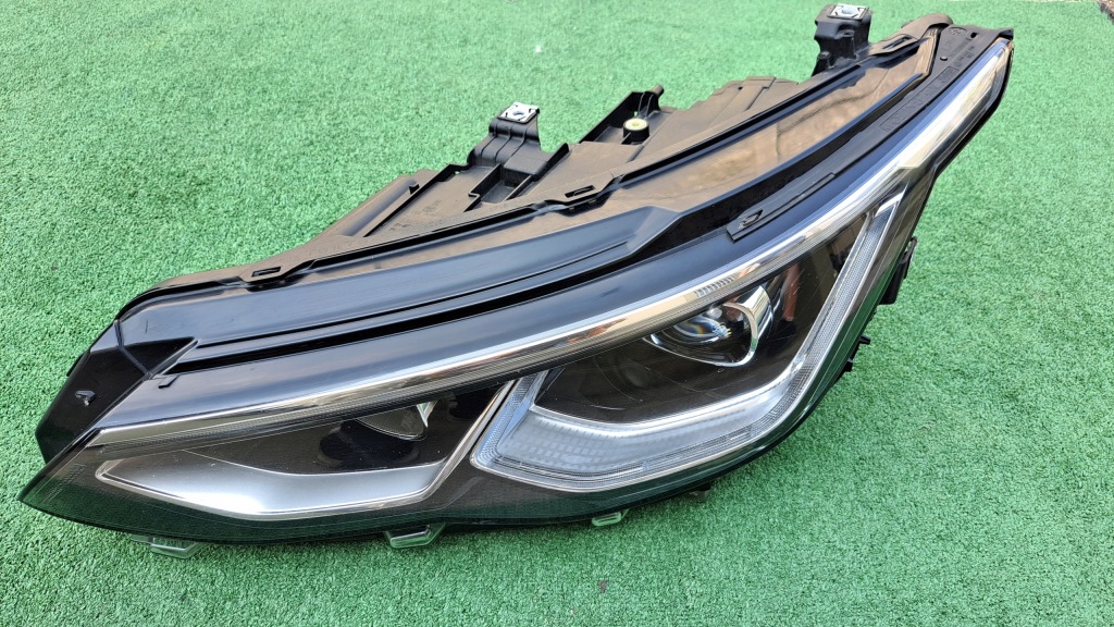 фото №1, Vw golf 8 viii 5h1 full led лампа передня