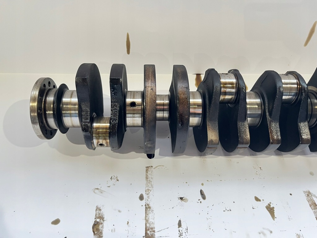 Wał коленчатый mercedes w w126 w123 r107 280 Доставка