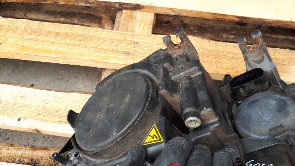 фото №11, A5 8t s5 lift лампа правая перед передняя bixenon uk 8t0941006d