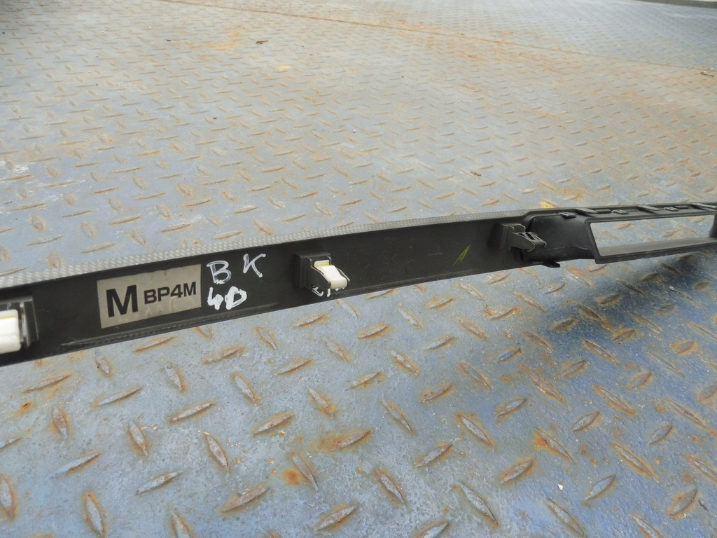 фото №4, Mazda 3 bk sedan 2.0 молдинг консоли