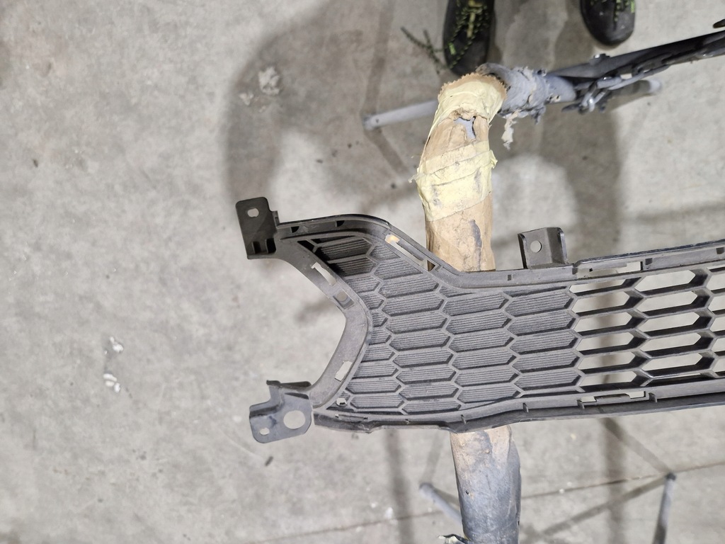 фото №11, Решітка бампера перед середня kia ceed 2 ii 12- a2865-60000