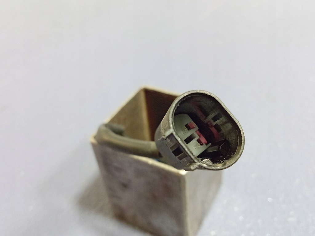 фото №4, Bmw 1 e87 e82 омивач капот насадка 7110851