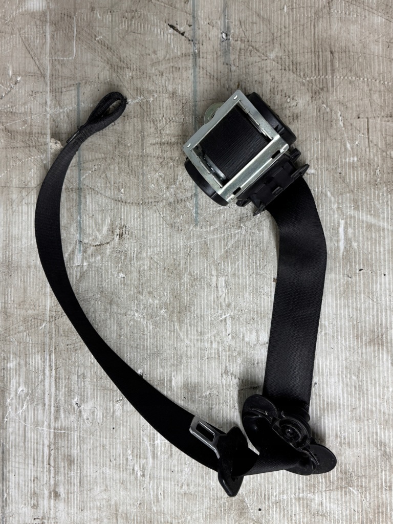 фото №1, Pas безопасности bmw e63 левый перед 602321000c