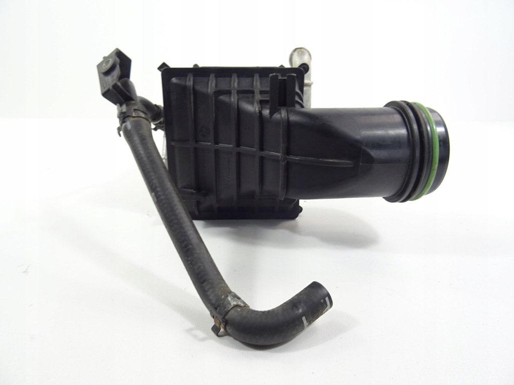 фото №12, Vw 1.5 tsi радиатор интеркулер датчик 04e145785e 05e129051d 04e122447bf