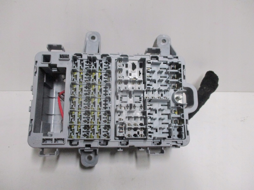 фото №3, Коробка предохранителей alfa romeo stelvio