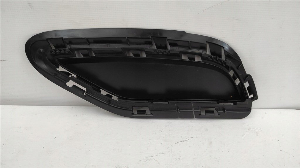 Купить Решётка заглушка бампер задняя audi q5 ii 80a807320