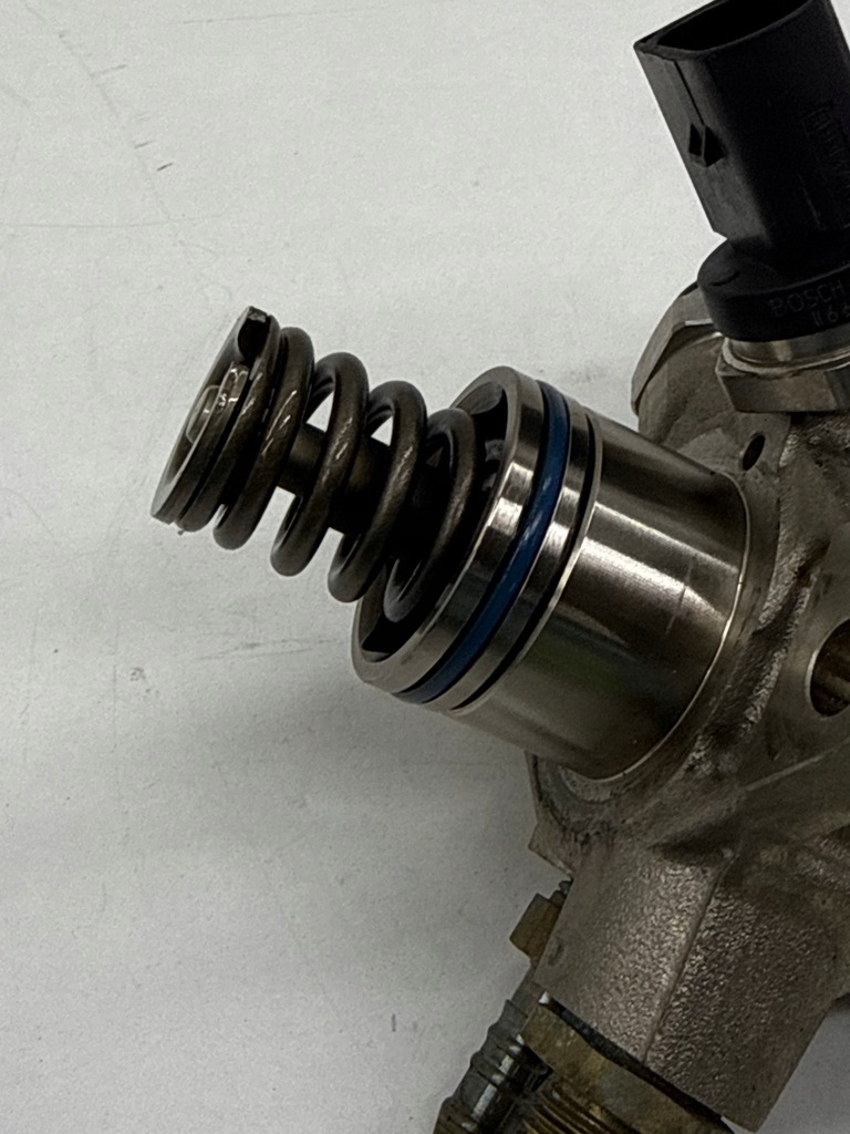 фото №7, Audi s6 s7 c7 a8 4.0 tfsi насос wysokiego тиску ліва справна оригінал