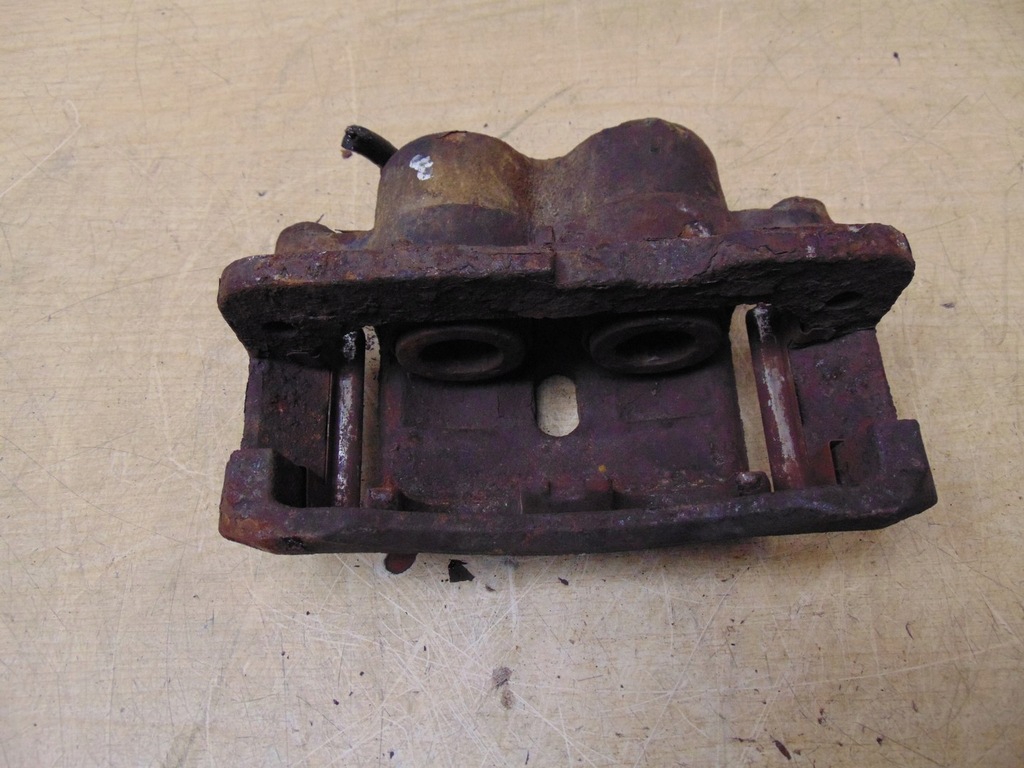 фото №11, Суппорт тормозной правый перед chevrolet tahoe ii 1999-