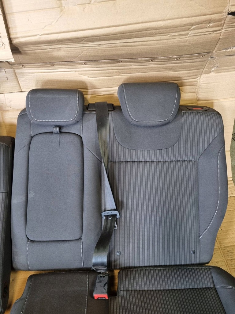 фото №4, Заднє сидіння задня сидіння комплект ford focus mk3 хетчбек