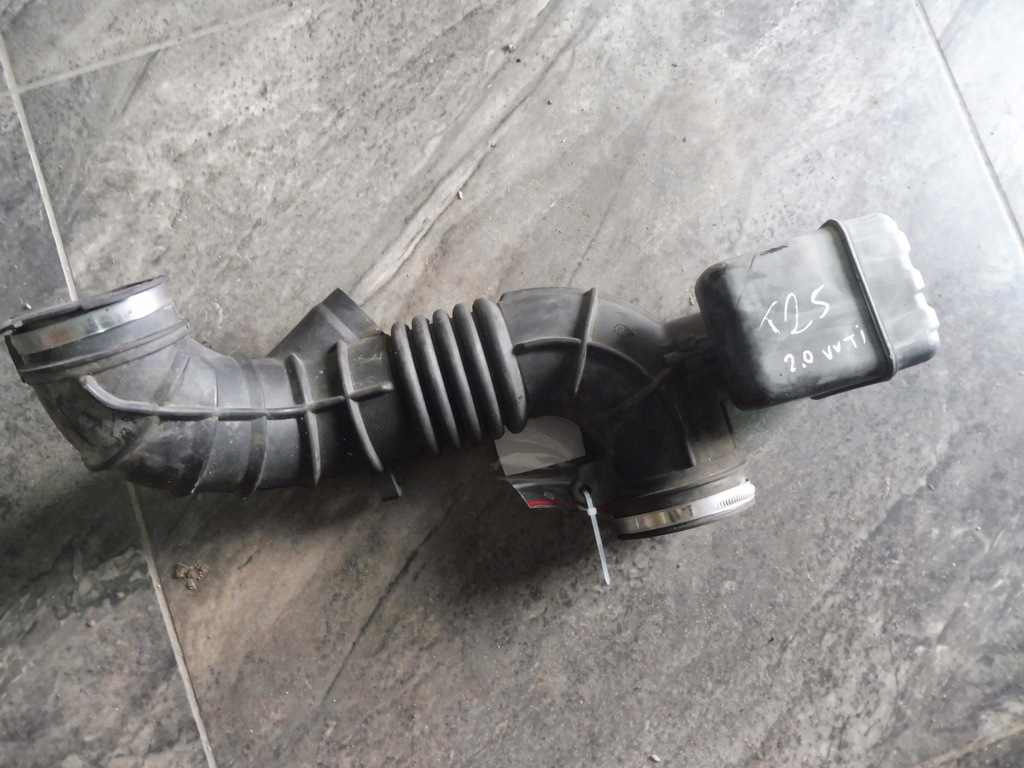 фото №1, Труба фильтра воздуха воздухозаборник toyota avensis t25 2.0