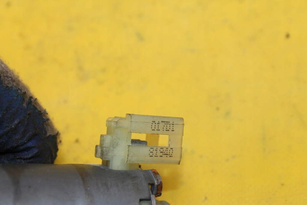 фото №7, Моторчик регулювання сидіння правий e60 0390204007