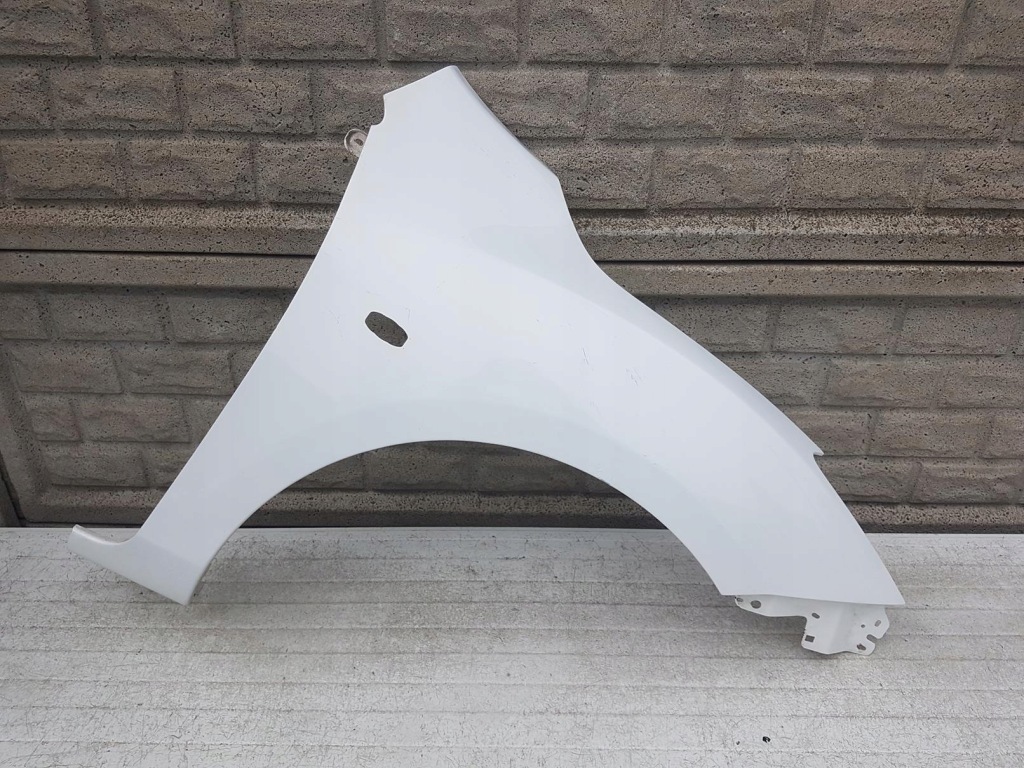 фото №1, Mazda 3 iii 2008-2013 крила передній правий