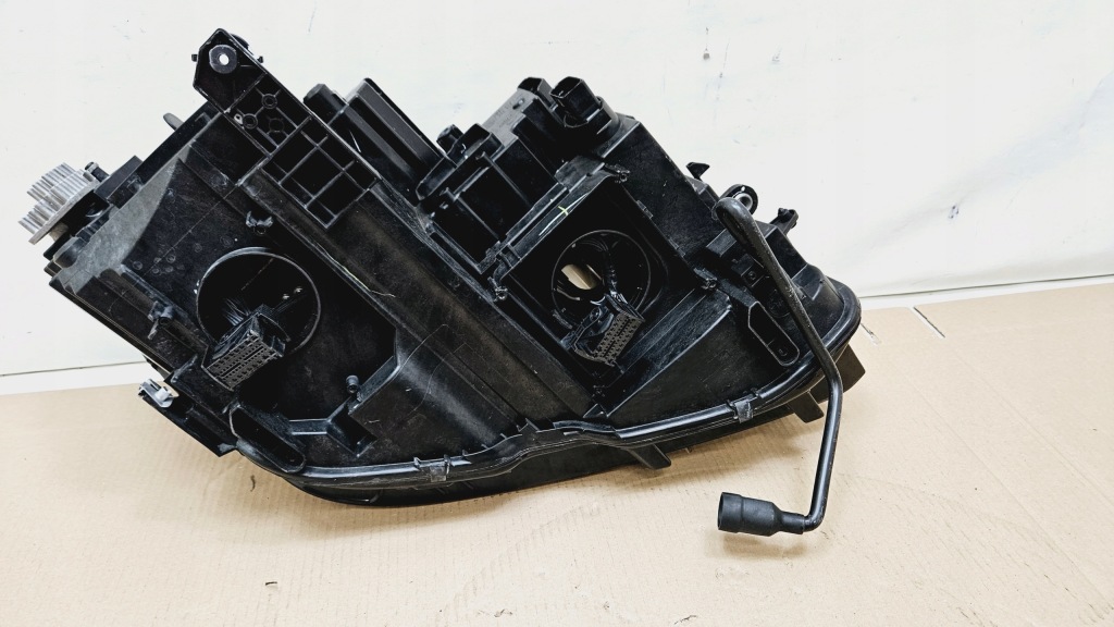 Лампа ліва перед vw tiguan ii allspace 5nn Ціна