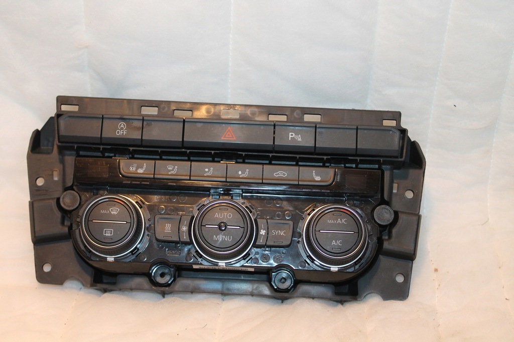 фото №1, Панель кондиционера кондиционер vw t-roc t-cross 5g1907044ag