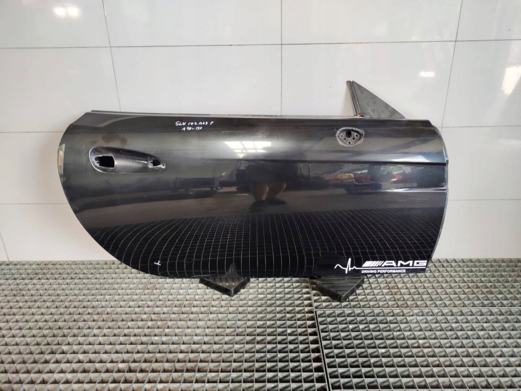 фото №1, Дверь правый перед mercedes slk r172 w172 c197