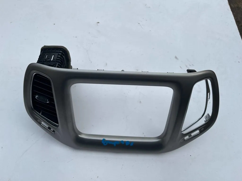 фото №3, Jeep compass ii рамка радио навигации 2018-