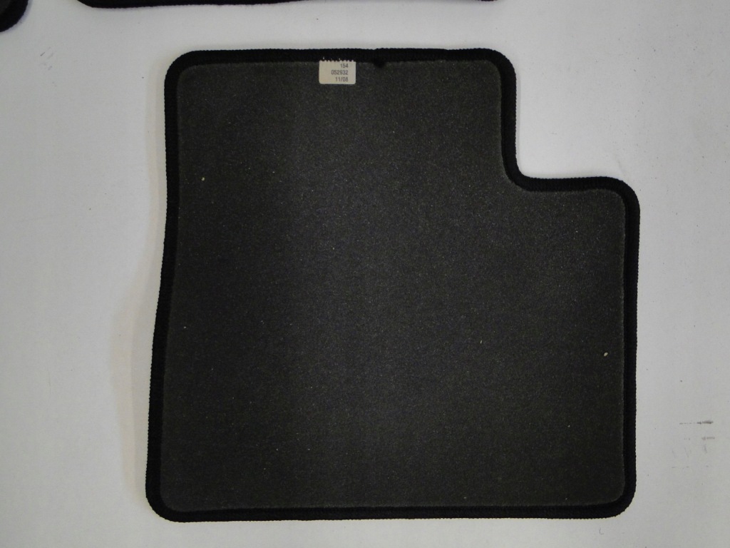 фото №11, Mercedes коврики велюровые обшивка комплект ml w164 gl x164 164