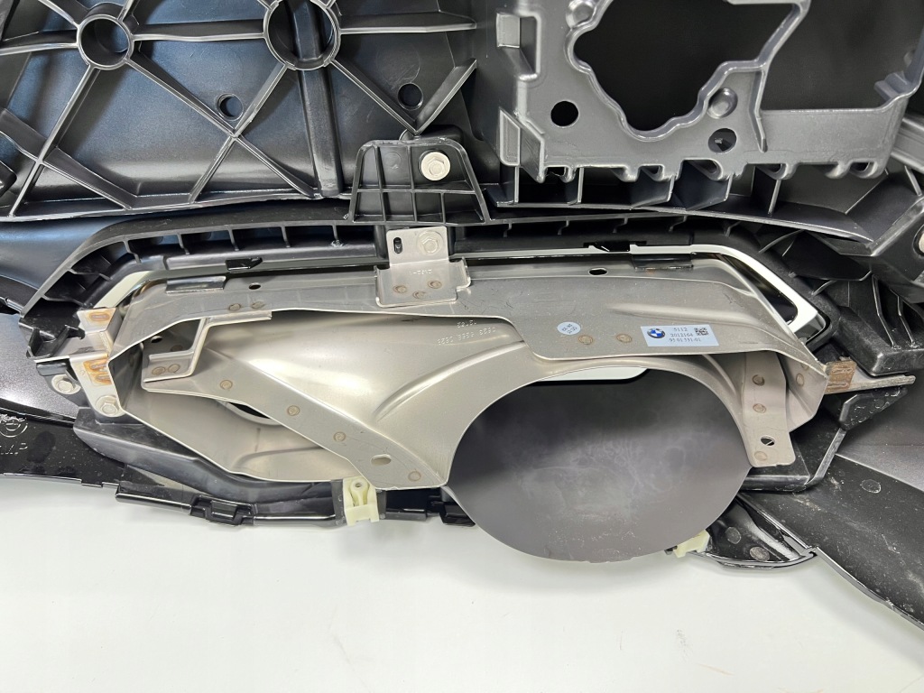 фото №12, Бампер задний bmw g70 m-pakiet usa 6x pdc dravit grey c36