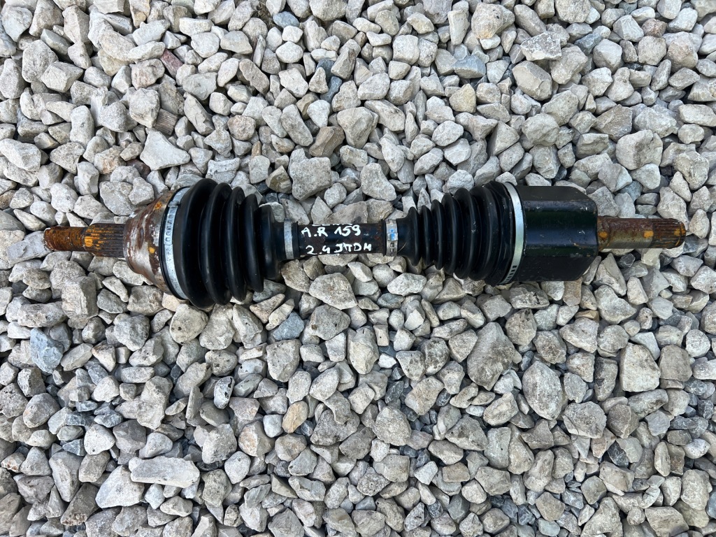 Купить Alfa romeo 159 2.4 jtd приводной вал левая