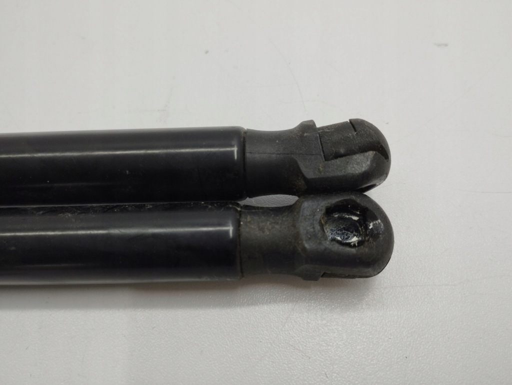 Opel mokka b 2022 привід кришки багажника 9834877880 Недорого