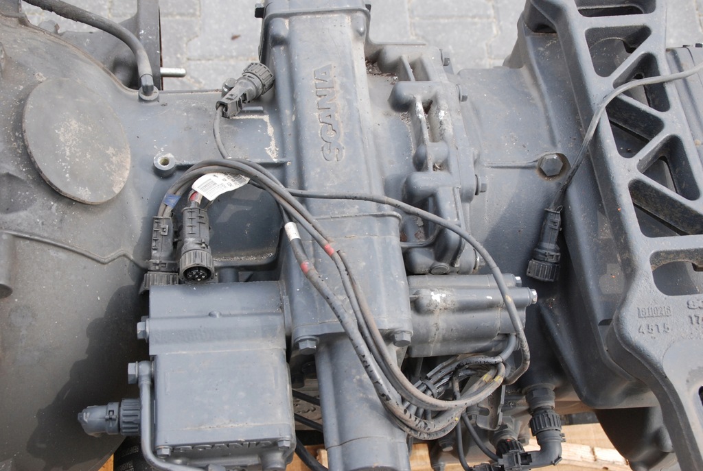 фото №10, Коробка передач передач gr 875 scania r p комплектна fv - vat