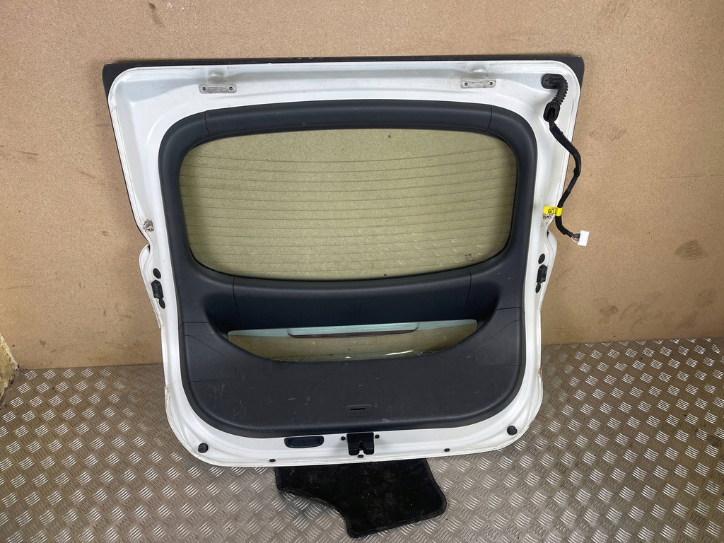 фото №7, Hyundai ioniq 2017 задня кришка багажника багажника