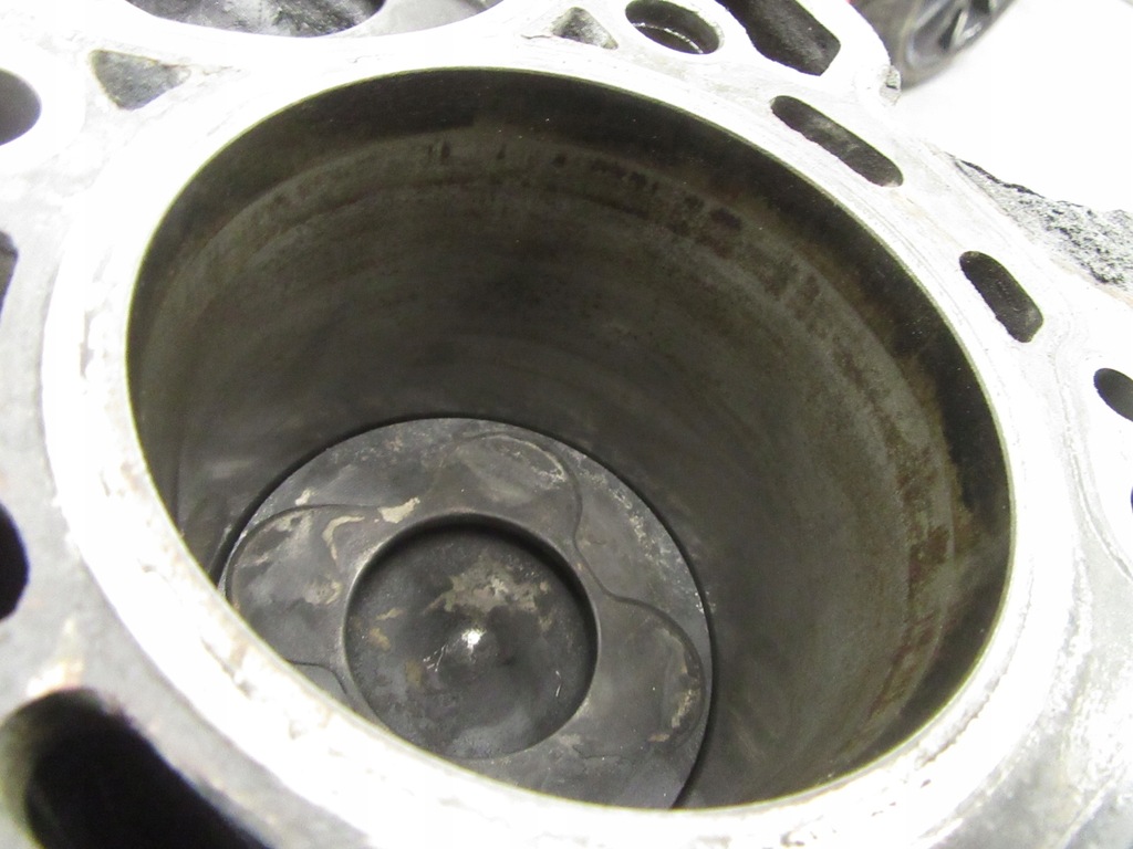 фото №10, Блок двигателя dół wał шатуны поршни bmw 5 e60 e61 2.5 m57n 177km 256d2 525d