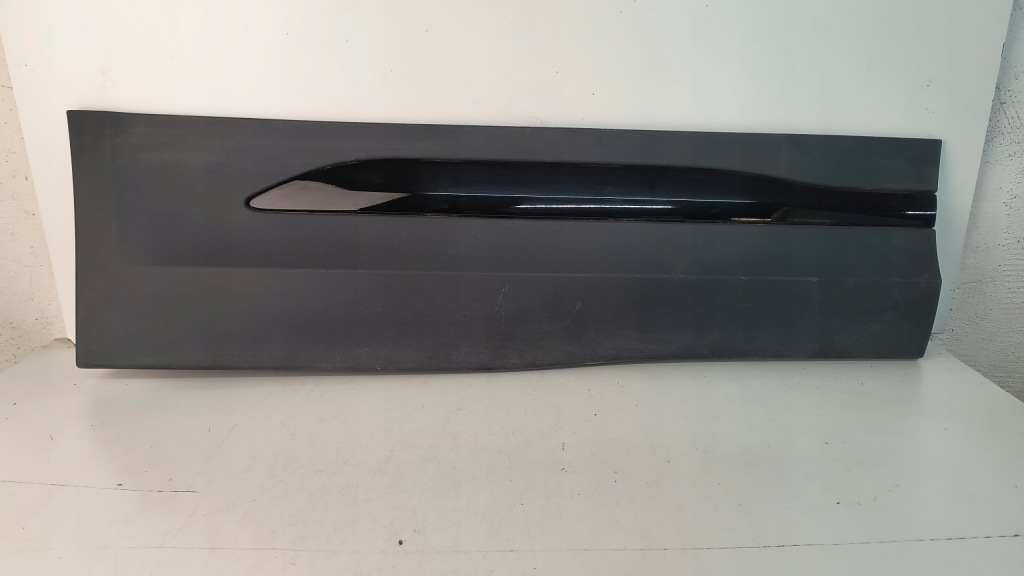 фото №1, Молдинг двері правий задня mercedes gla 247 eqa 243