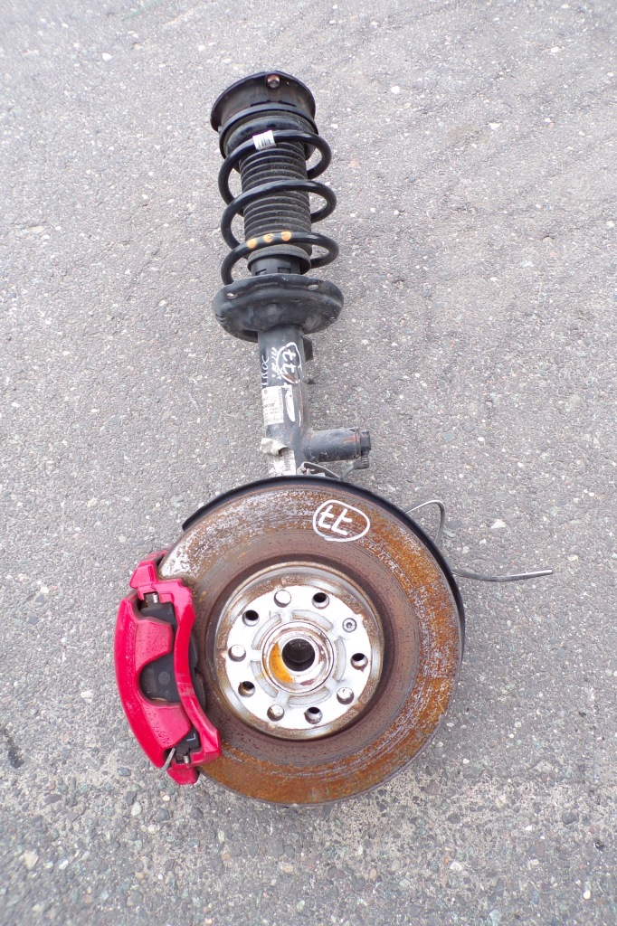 фото №1, Амортизационная стойка амортизатор левый 5q0413032c vw t-roc